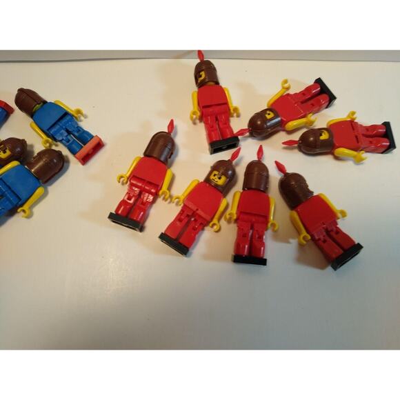 Lot of 28 Vintage Blockhead Plastic Robot Soldier Hard Plastic Figures Movable + - Picture 7 of 10